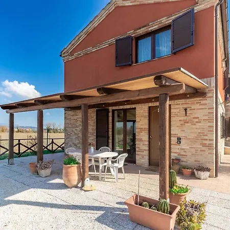 Casa Perla Rossa * レカナーティ
