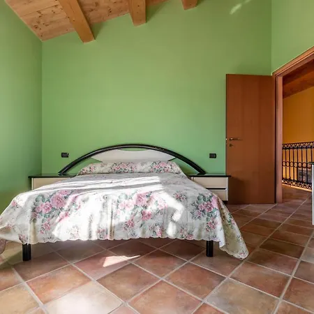 Casa Perla Rossa * レカナーティ
